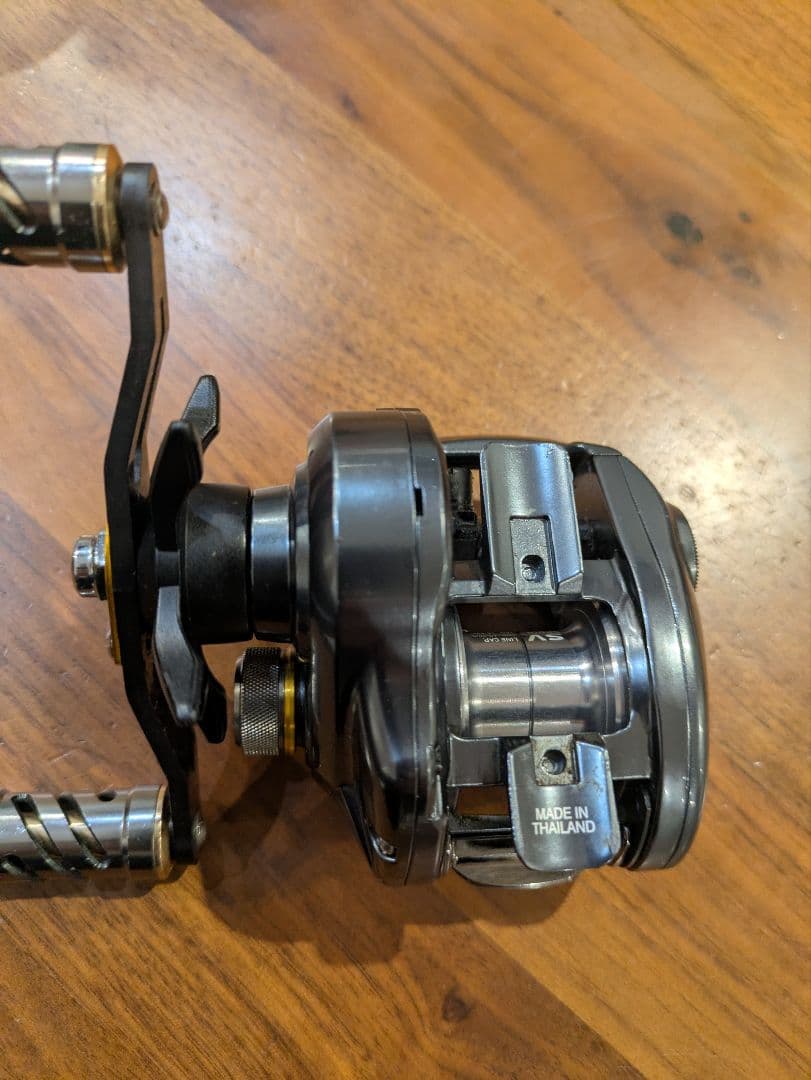 ダイワ　タトゥーラsvtw フィネススプール カスタムハンドル付き