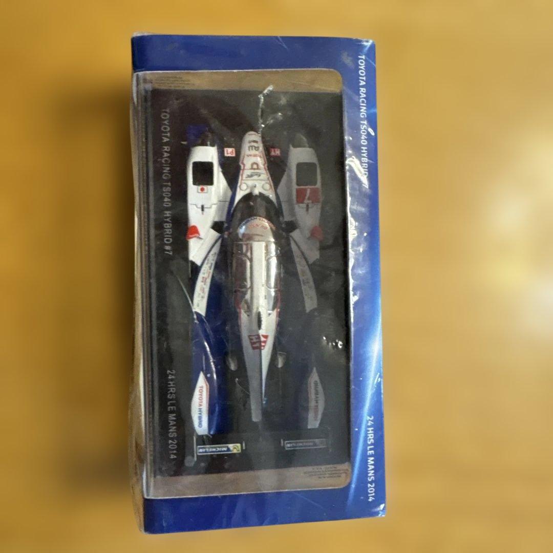 トヨタ ルマンレーシングTS040 1/43 スケール