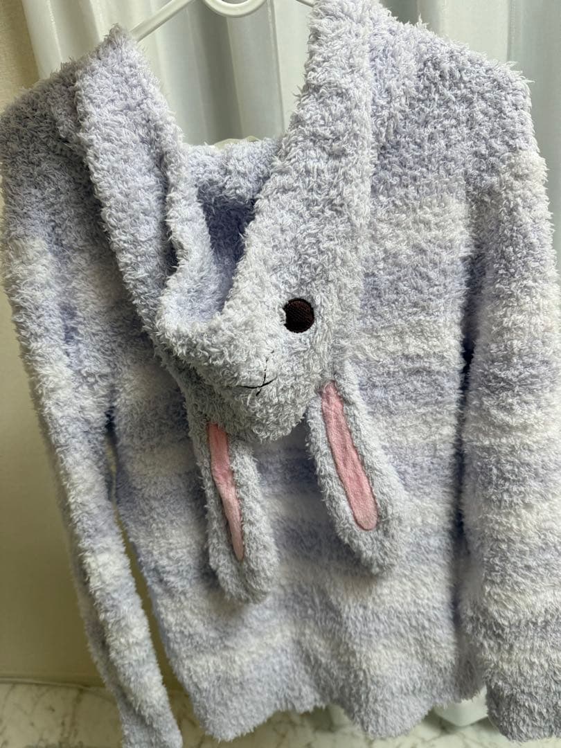 ななもり。 すとぷり パーカー、パジャマ、シュシュ、歌みた、缶バッチ、アクキー等