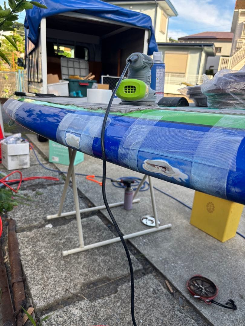 Mark Richards C4 Waterman Signatureリペアー中