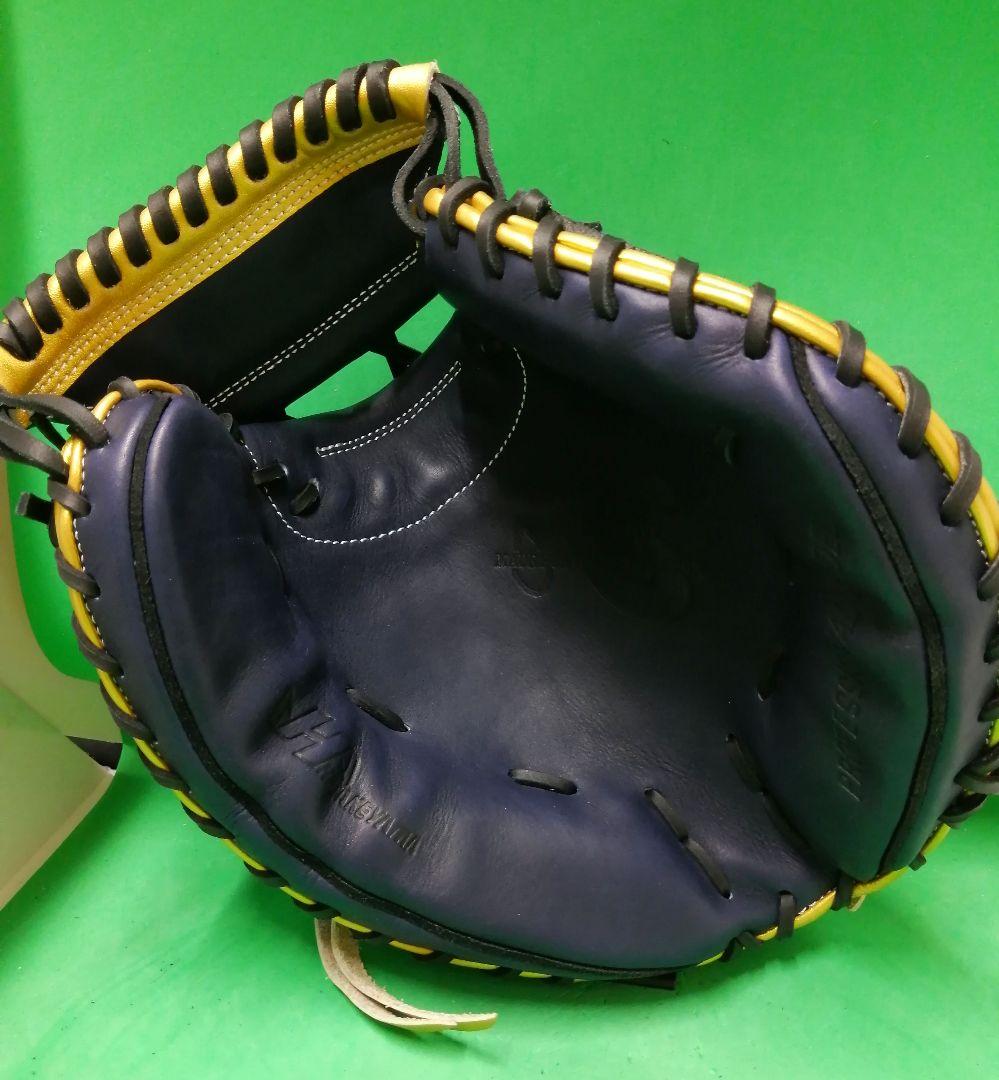 42.展示会限定品ハタケヤマ軟式ミット甲斐モデル