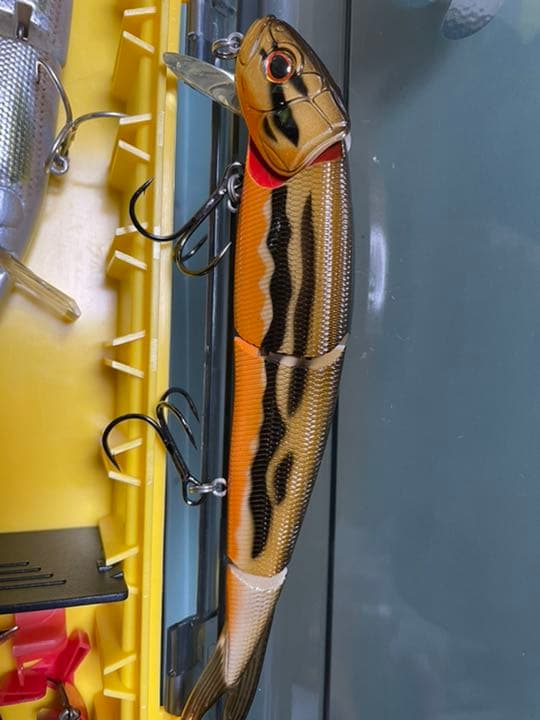 お楽しみルアーセット+ワームおまけ　VERSUS