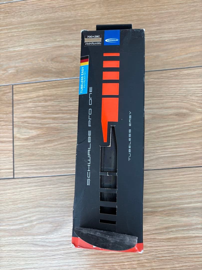 SCHWALBE PRO ONE 700x25C チューブレスタイヤ