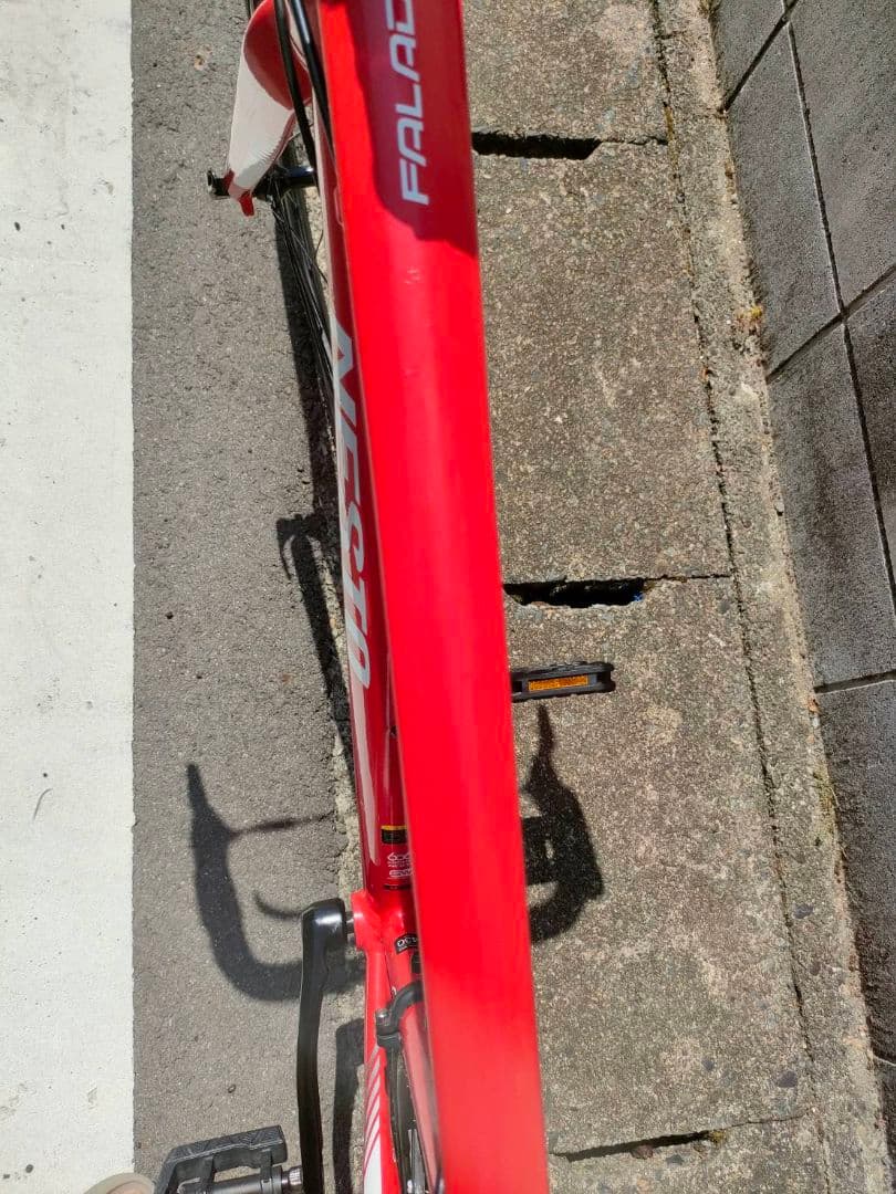 NESTO FALAD　赤　430　2022年11月購入