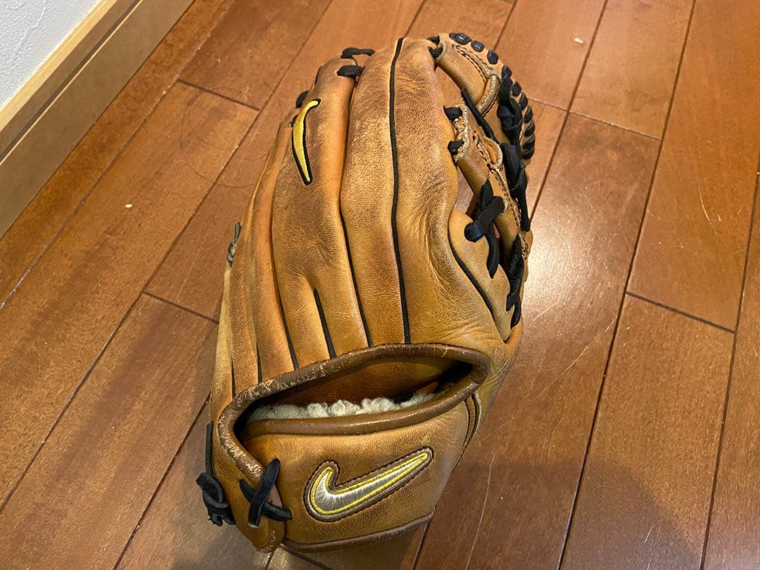 ナイキ(アメリカ) サード用 硬式グローブ NIKE
