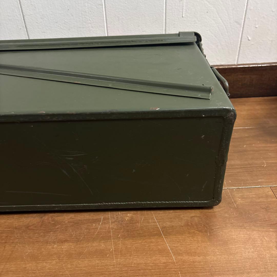 米軍　実物　AMMO BOX 40mm 32CARTRIDGES 弾薬箱