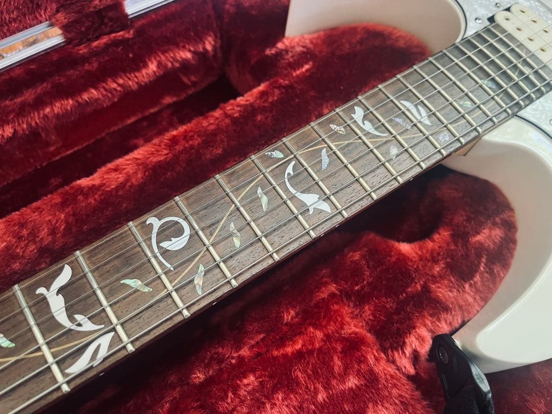 Ibanez JEM7V-WH スティーヴ・ヴァイ (EVOモディファイ)