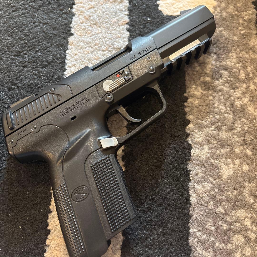 東京マルイ FN5-7 ブラックモデル No.33