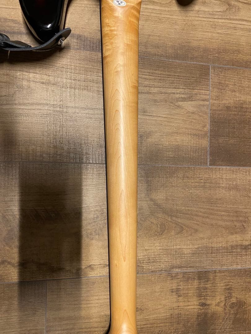 エレキベース サンバースト 20フレット