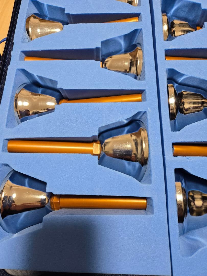 全音ミュージックベル・シルバー27音セットソフトケース付き