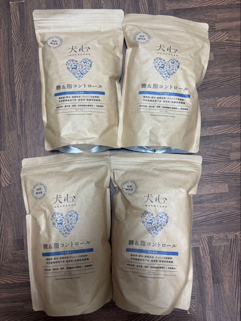 犬心　糖脂コントロール3袋　1キロ✖️4袋