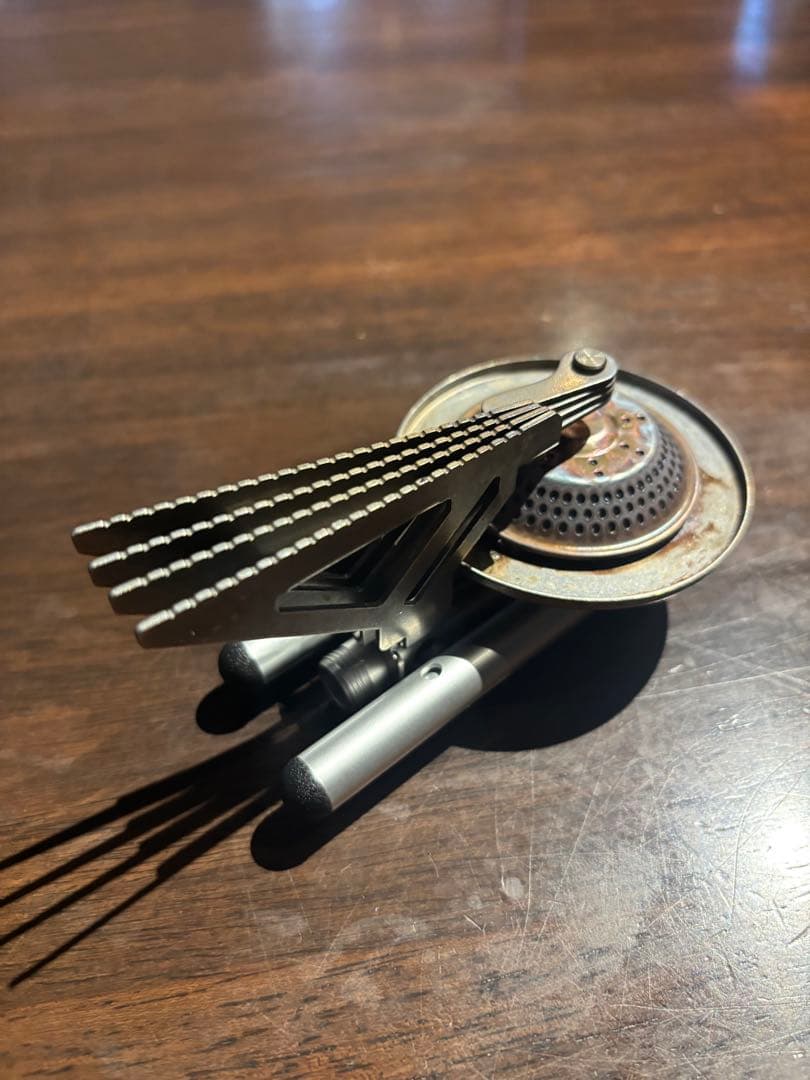 ヤエンストーブ　レギ【 peak】