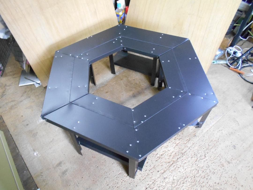 ヘキサテーブル 2分割 ブラック 内径広タイプ 焚火テーブル ガルバ 折畳 自作