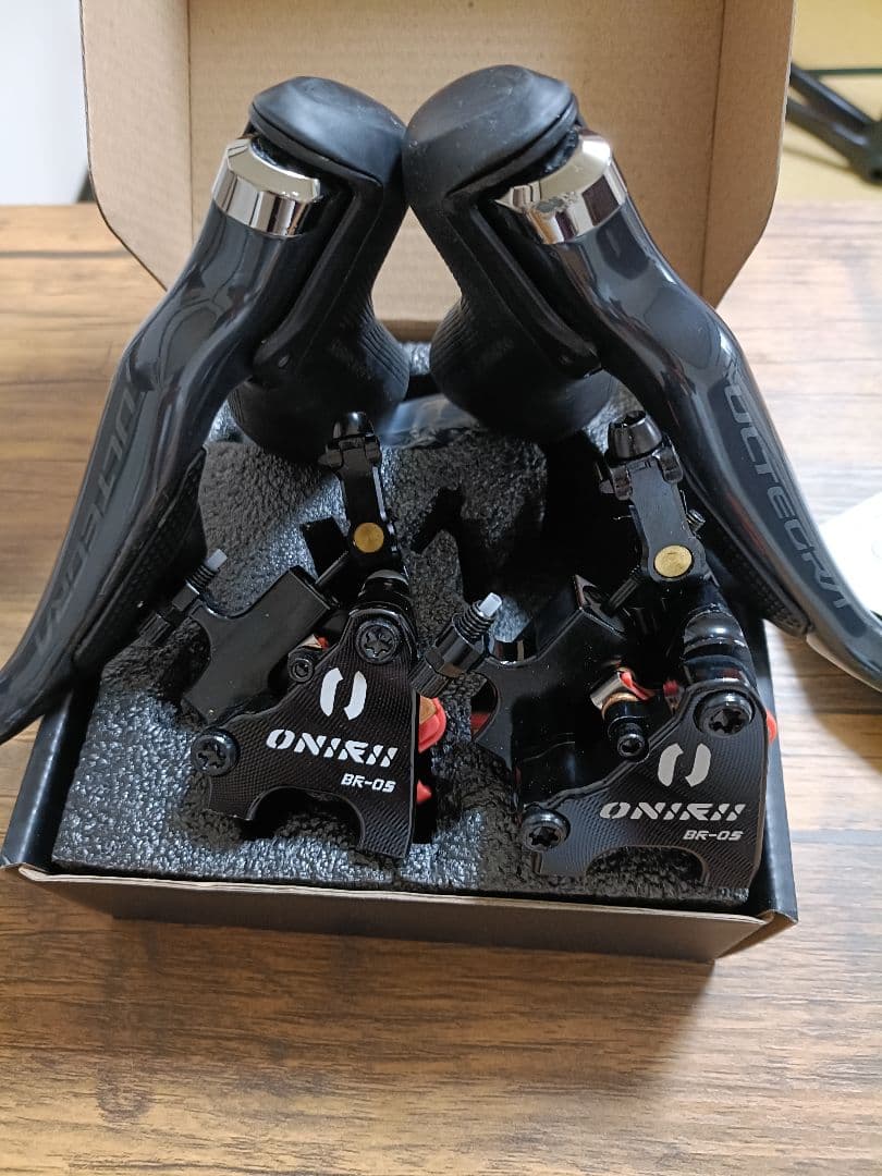 【新品】 ULTEGRA ST-R8150 Di2 油圧ディスクブレーキ