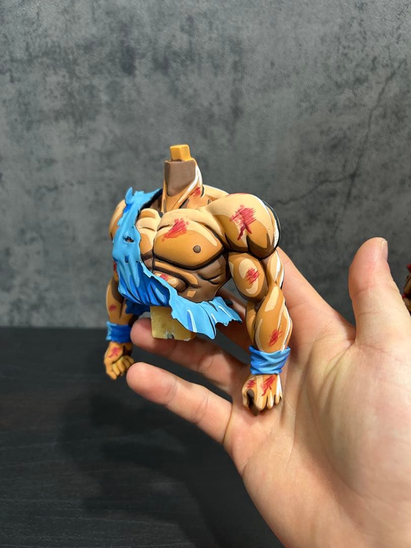 孫悟空　リペイントフィギュア　超サイヤ人