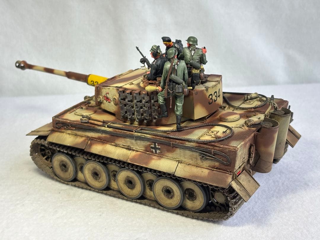 1／３５ドイツ陸軍タイガー1重戦車プラモデル完成品