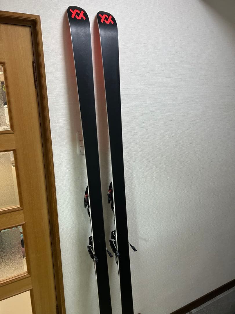 【リフト４回滑走美品】VOLKL フォルクル RACETIGER GS 193