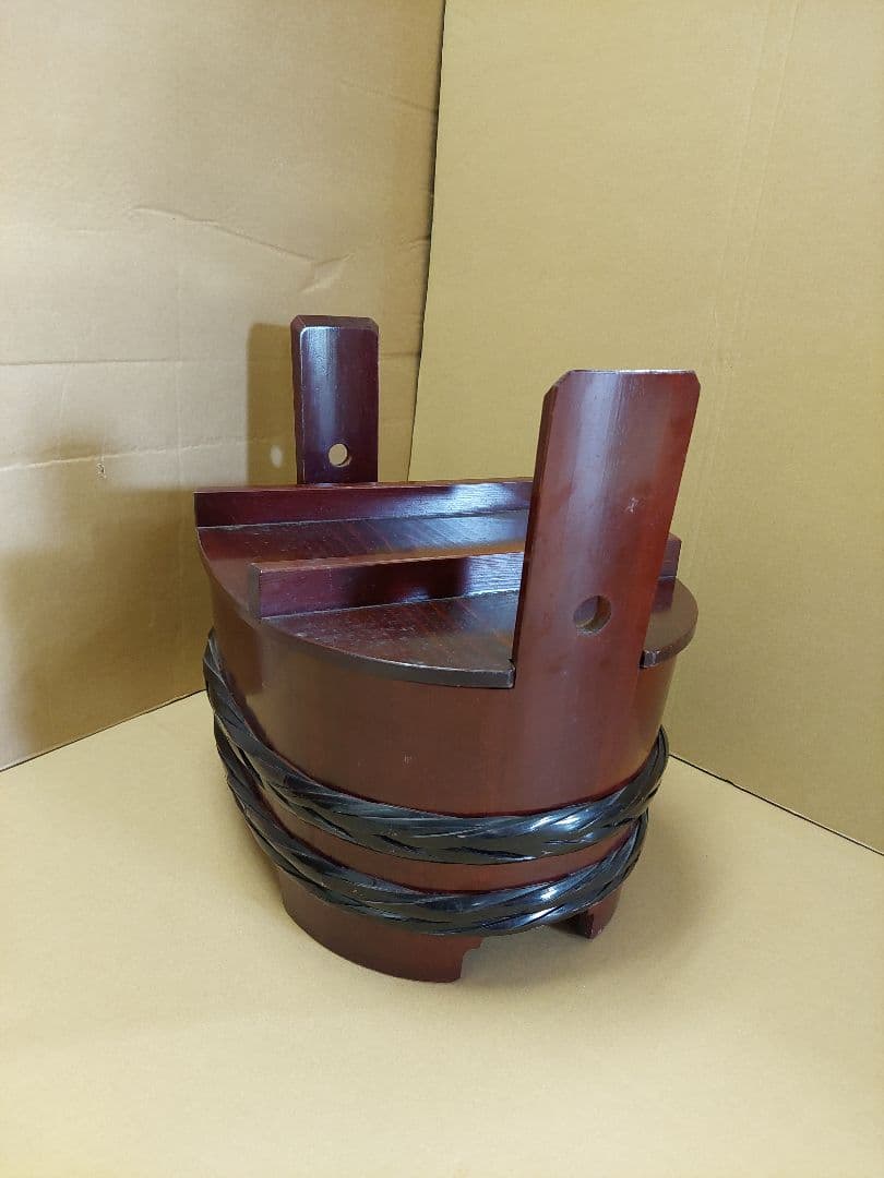 朱塗りおかもち