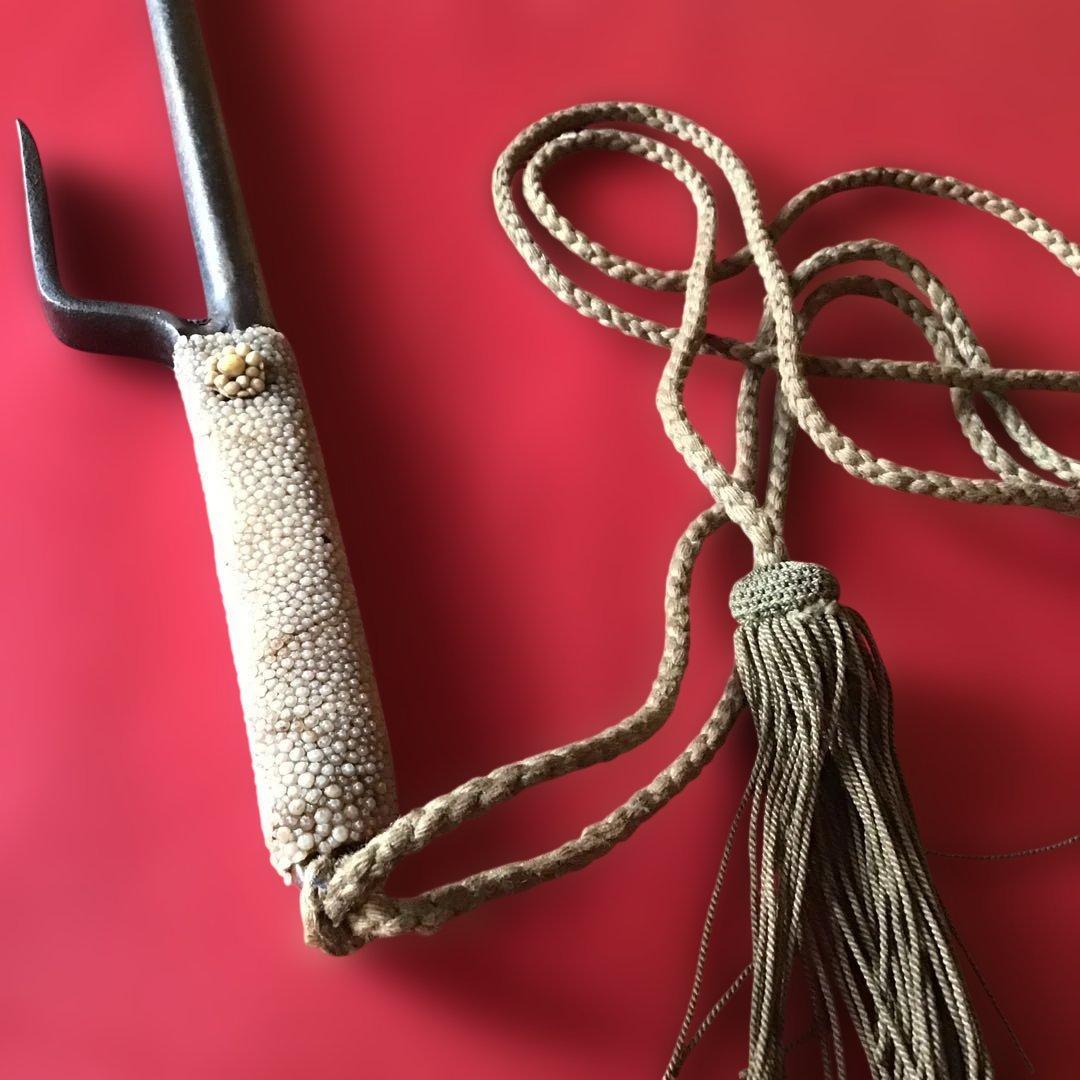 時代物　大型　十手　鮫皮巻