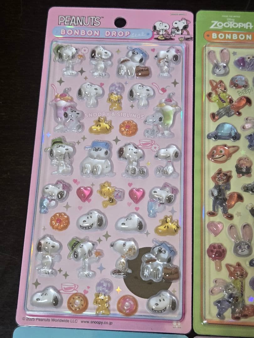 正規品ボンボンドロップ　ディズニー　ズートピア　モンスターズインク　スヌーピー