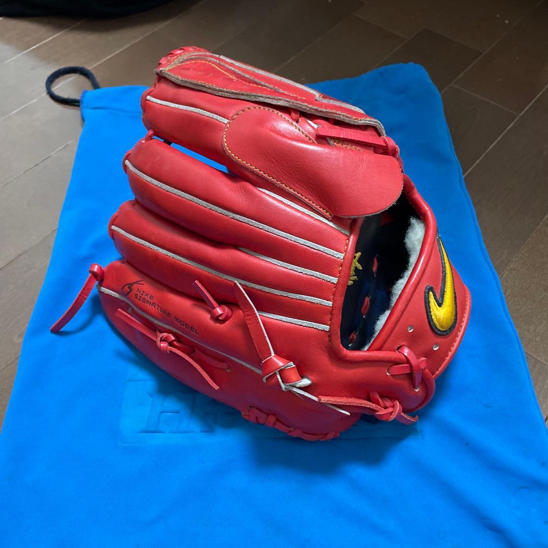 Nike 硬式グローブ 21 赤