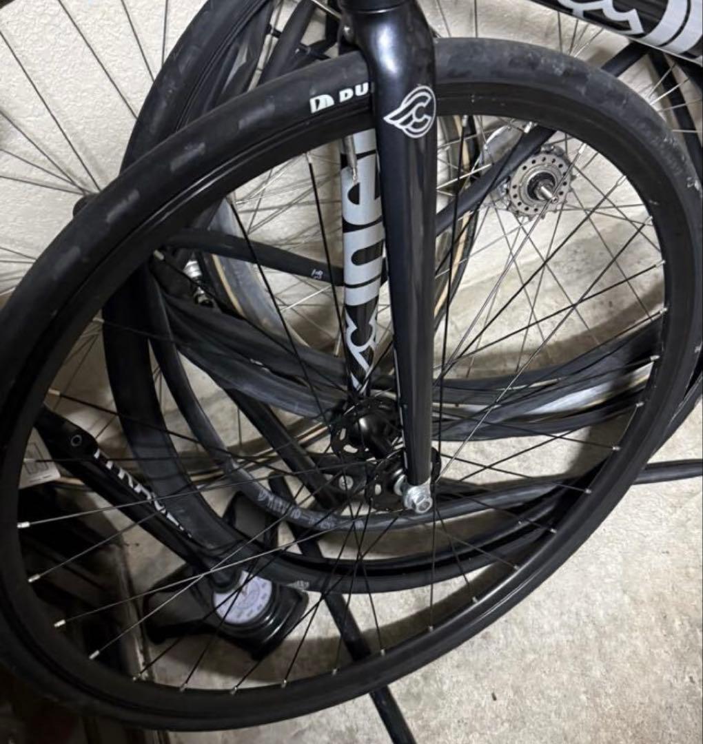 ピストバイク用　ホイール　タイヤ・コグ・ロックナット付き