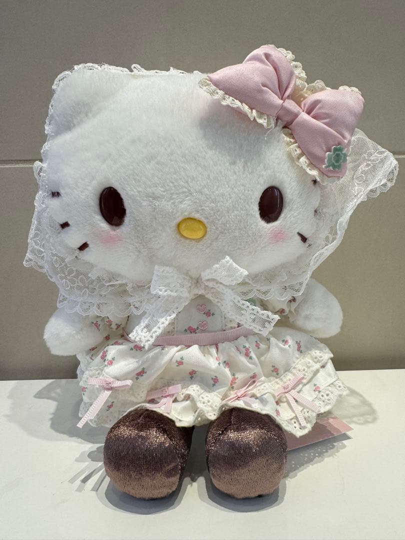 【即日発送★2点】ハローキティ　フォレストレース　ぬいぐるみ　マスコットホルダー