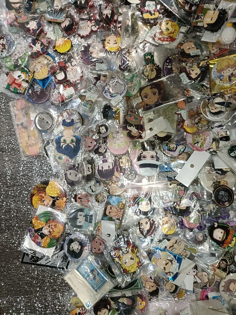 【ジャンク品】鬼滅の刃 グッズ 300個前後