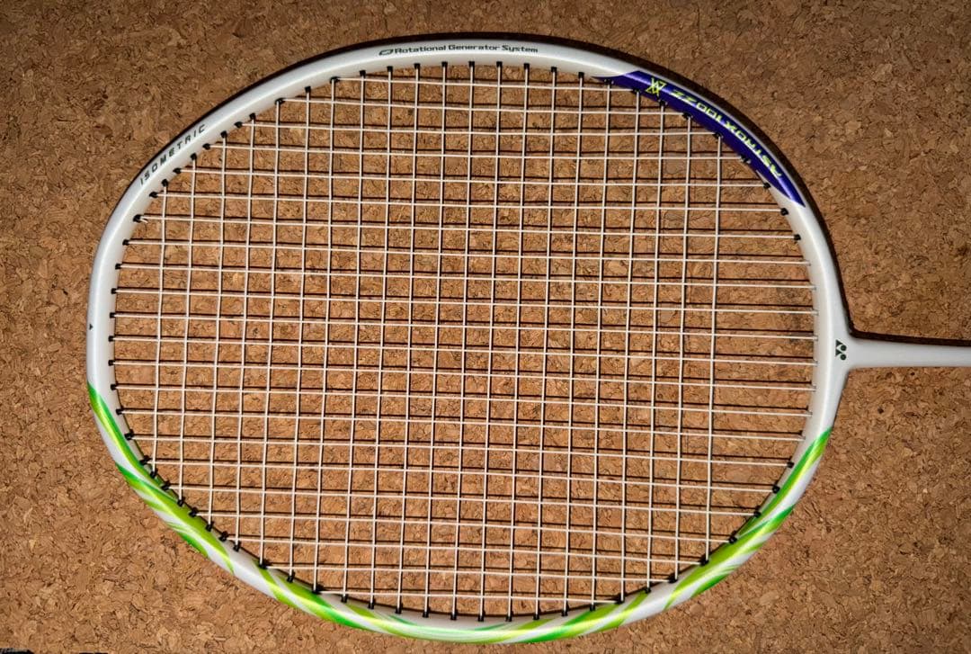YONEX アストロクス 100zz va 4U6 AX100ZVA 新品