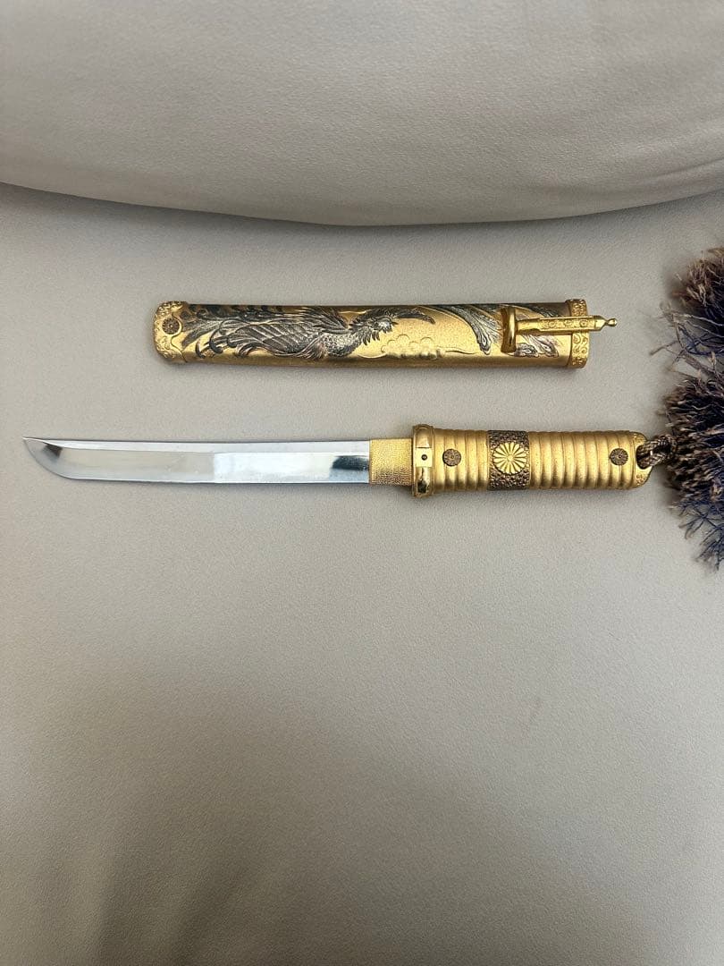 模造刀　天皇陛下御即位十周年記念　短剣　菊紋