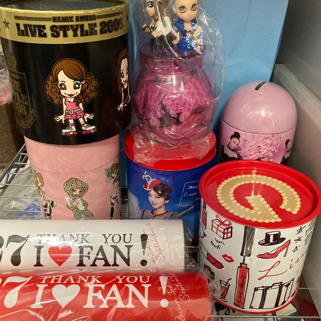 安室奈美恵　空き缶セット　キャンディボックス　クッキー缶　PLAY 2006