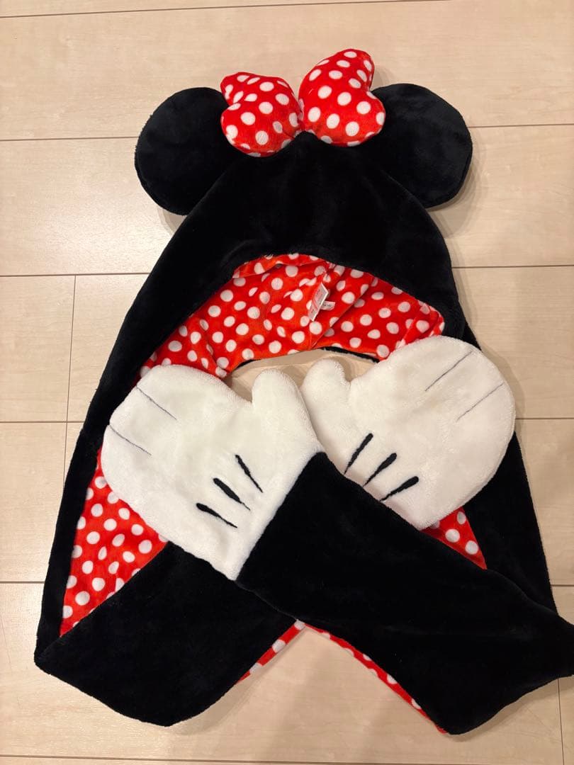 ディズニー　マフラーキャップ　ミニー