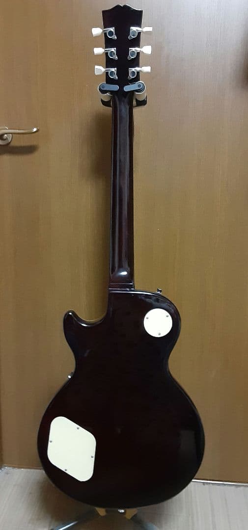 レスポールタイプ　レアな薄型ボディ