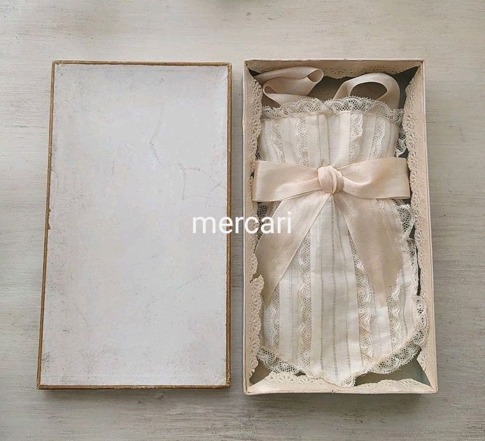 フランス製　アンティーク 初聖体のオモニエール シルクリボンとレースフリル