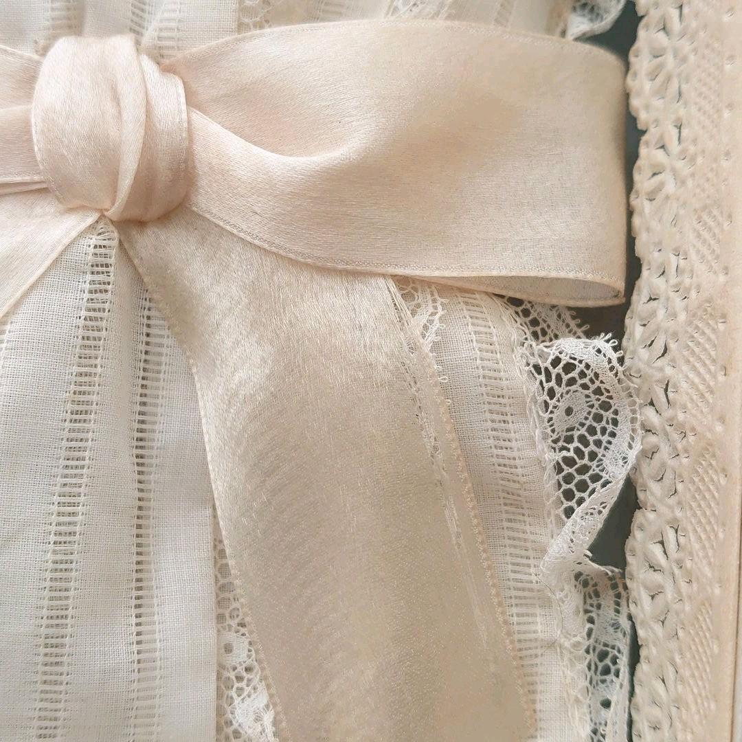 フランス製　アンティーク 初聖体のオモニエール シルクリボンとレースフリル