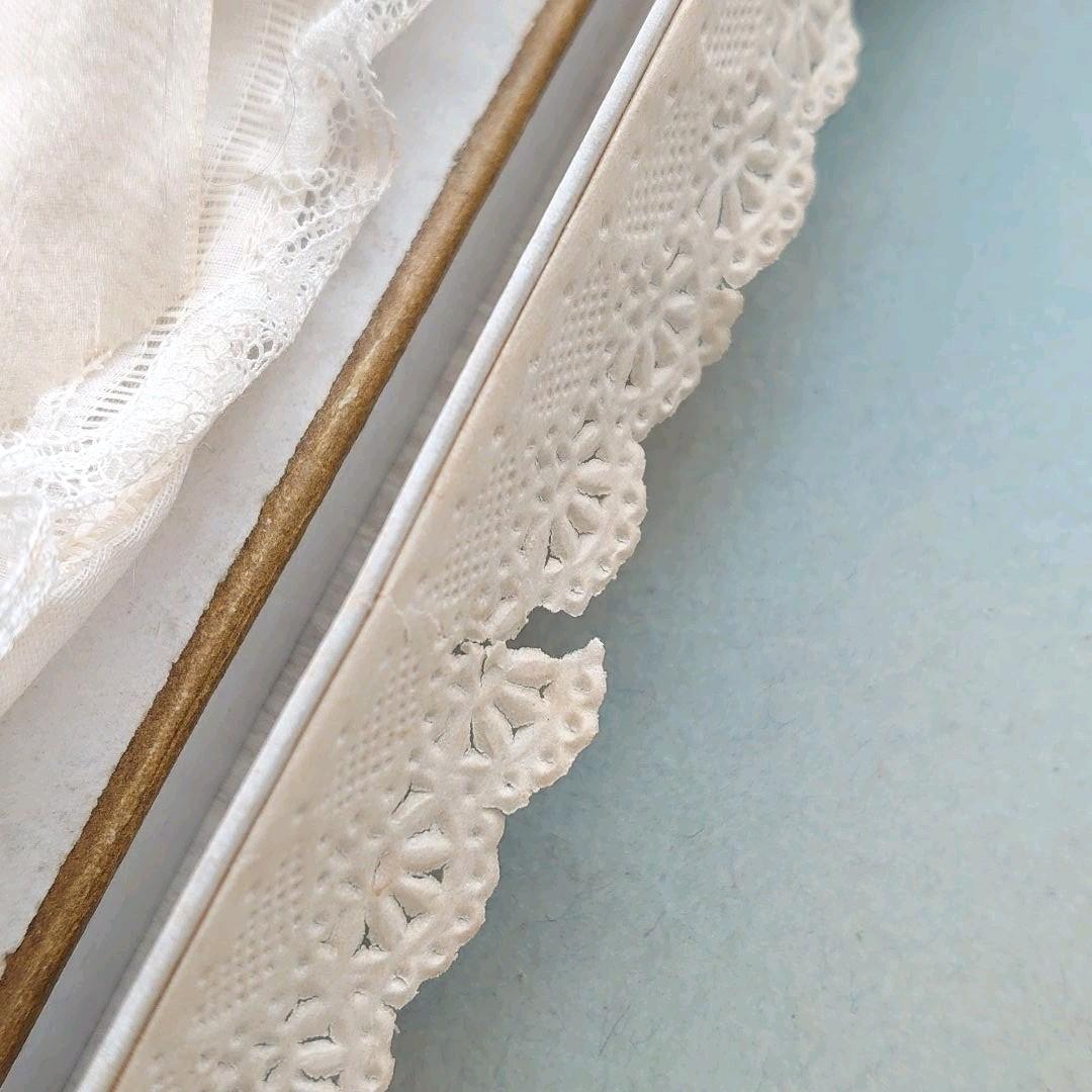 フランス製　アンティーク 初聖体のオモニエール シルクリボンとレースフリル