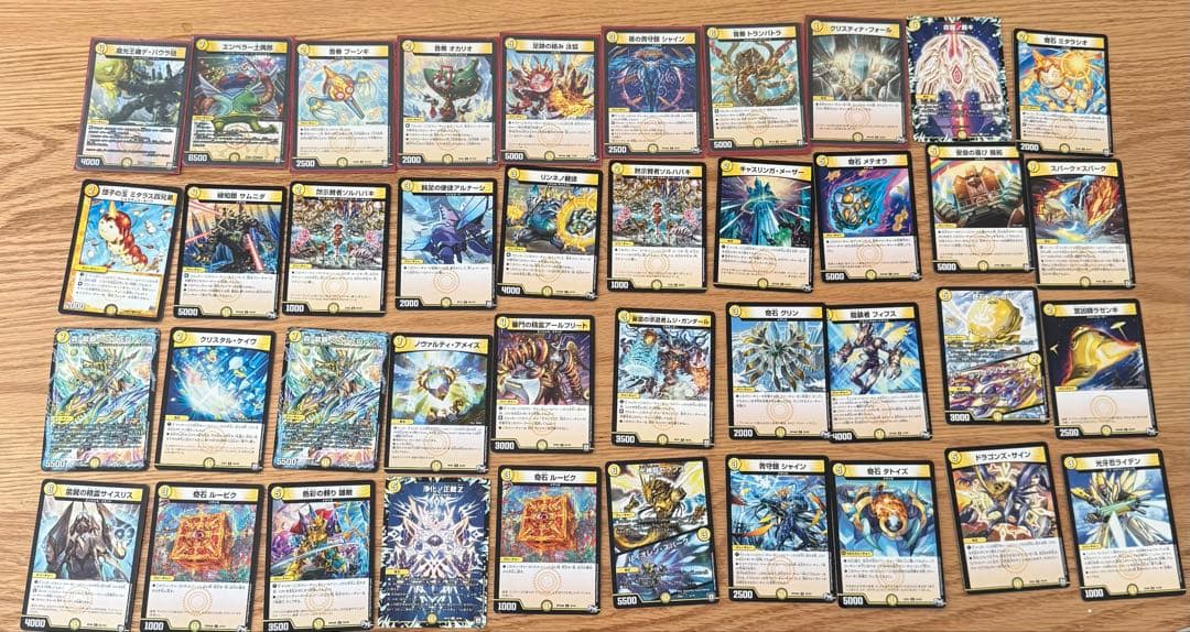 約400枚まとめ売り 高額激レアカード含む‼️ スリーブ、収納箱付き