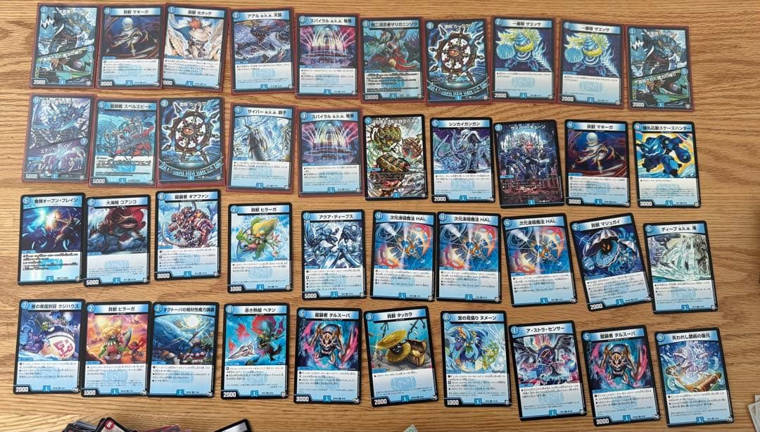 約400枚まとめ売り 高額激レアカード含む‼️ スリーブ、収納箱付き