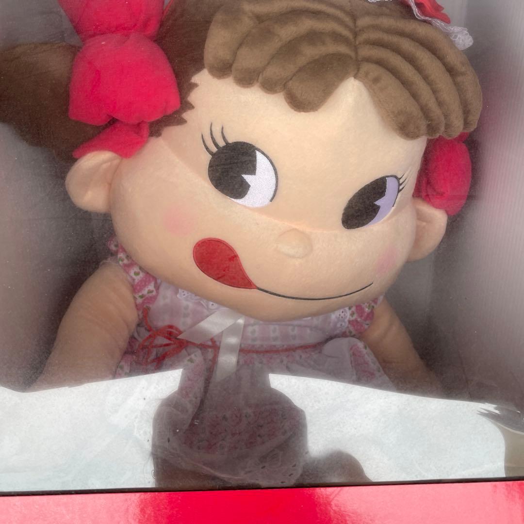 ペコちゃんジャンボぬいぐるみ！不二家‼️