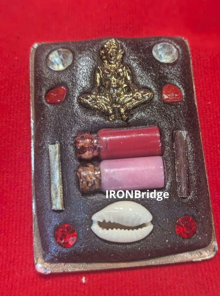 【藝術品】タイのお守りプラクルアン！九尾の狐！恋愛＆金運＆仕事運がアップ！！