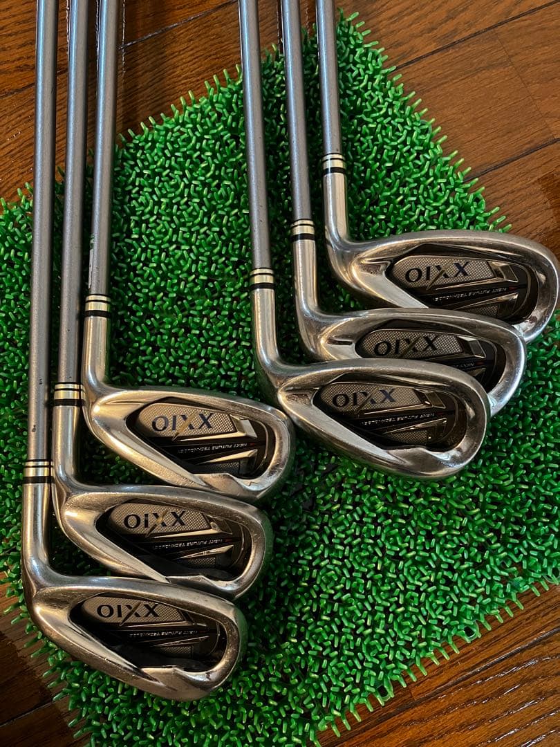 ゼクシオセブンアイアン６本セット