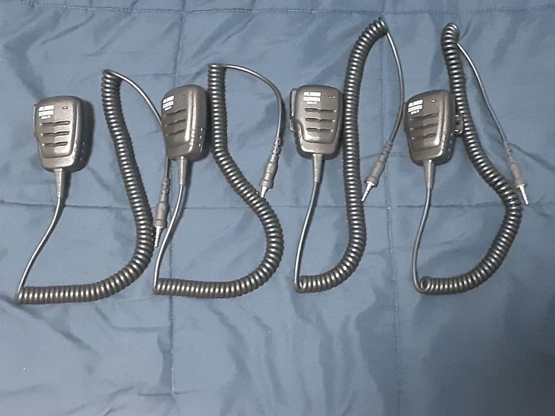 アルインコ製・特小トランシーバーDJ-P321×4台・フルセット・一式✨極美品✨