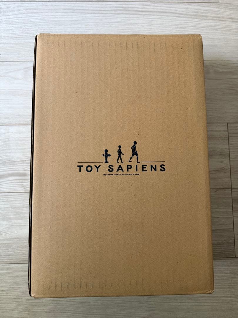 ホットトイズ MMS831 ウルヴァリン（ブラウンスーツ）限定版