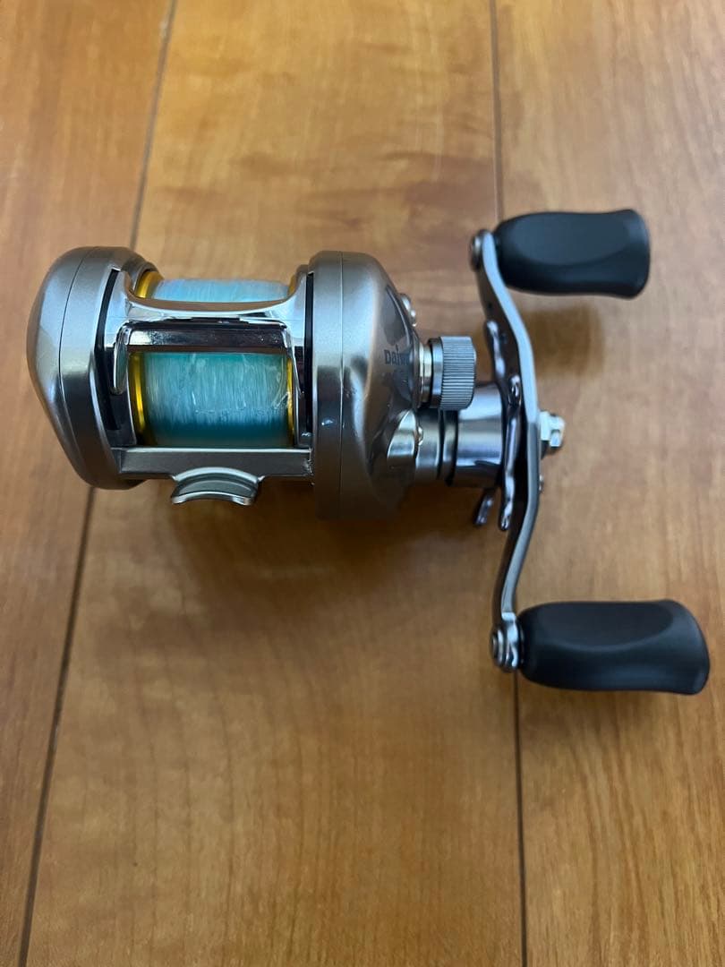 美品 Daiwa ベイトリール alphas 150H ダイワ ケース付き