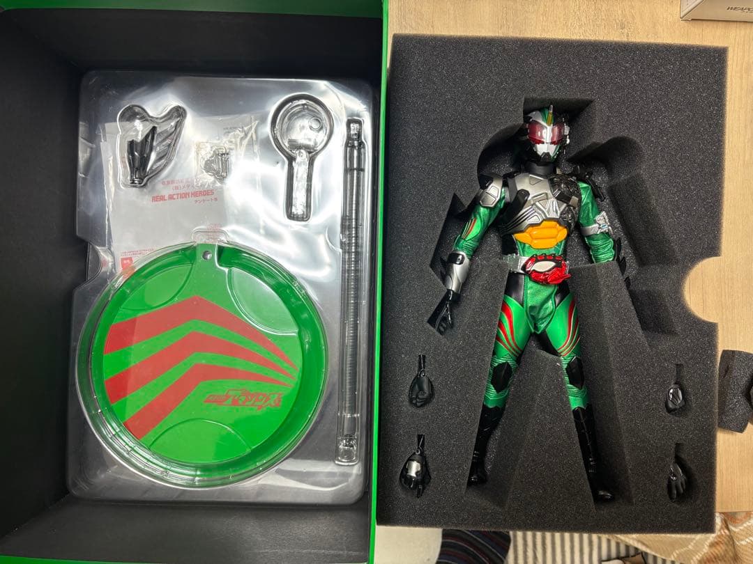 RAH GENESIS 仮面ライダーアマゾン ニューオメガ