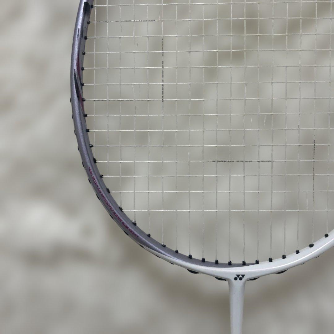 【美品】ヨネックス　バドミントンラケット ASTROX66 4UG5