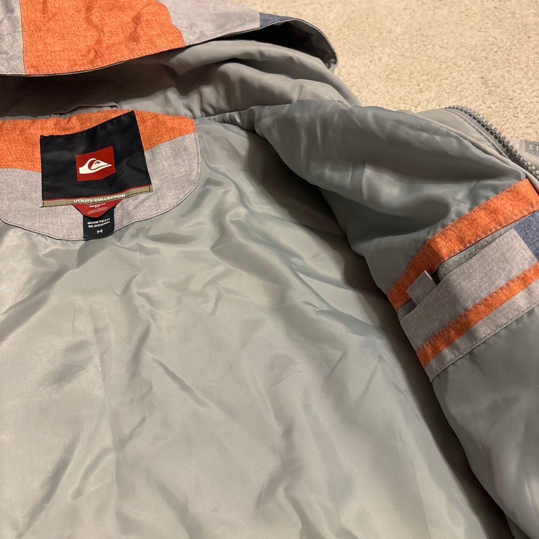 Quick silver クイックシルバー　スノーウェアジャケット　アウター