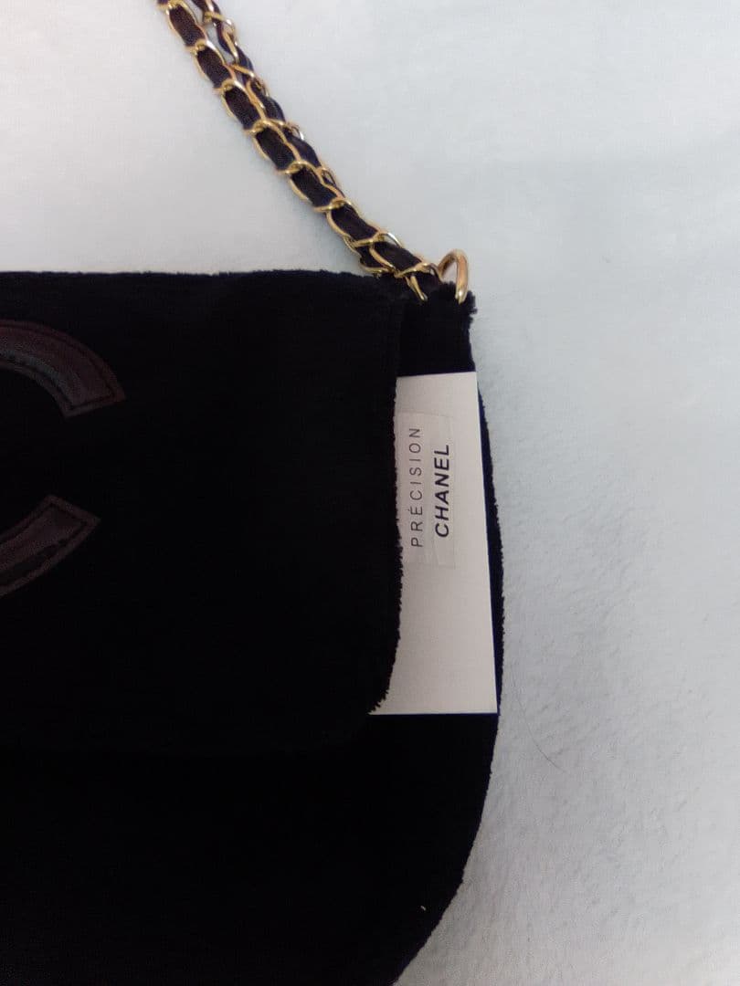 CHANEL ノベルティブラックショルダーバッグ ブラックロゴ付き