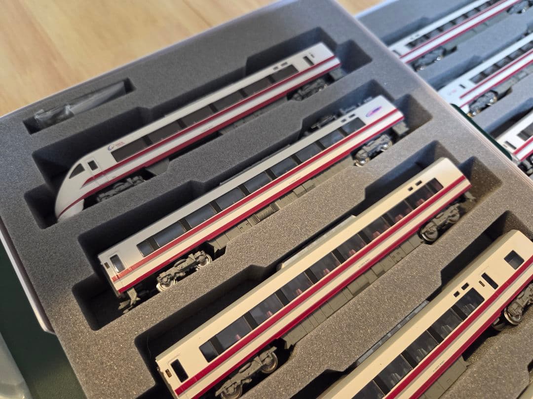 10-810 KATO 683系8000番台スノーラビットエクスプレス 9両