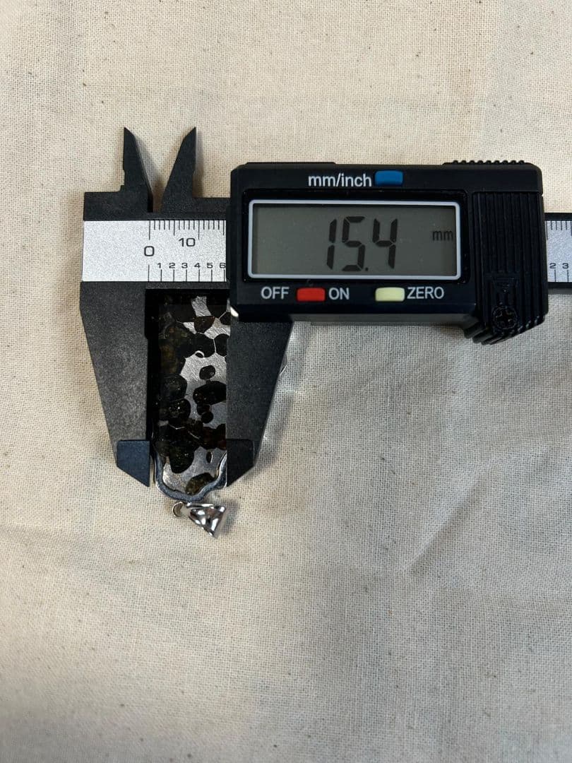 天然セリコパラサイト隕石ペンダント トップスターリングシルバーフレーム